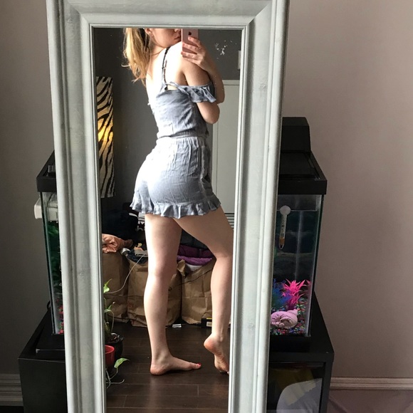 🦋3/50$ NWT AE blue cold shoulder romper - Picture 3 of 7